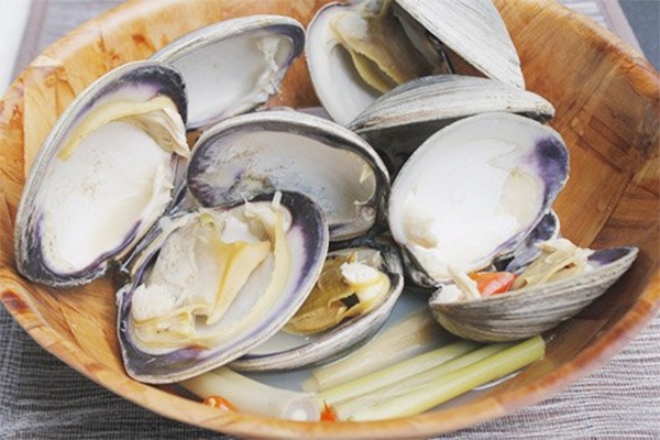 nhóm thực phẩm không tốt cho trẻ vào mùa đông