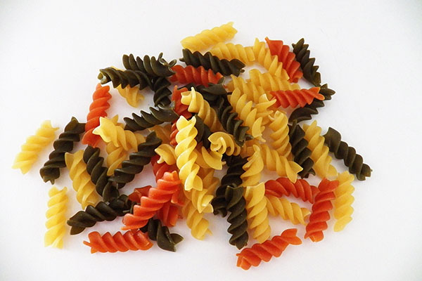 nui xoắn nhiều màu