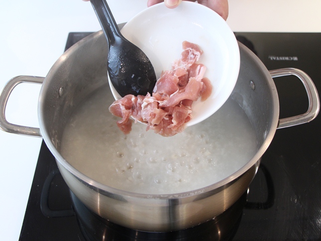 cháo trứng bắc thảo thịt nạc