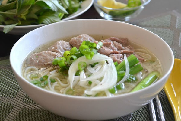 phở bò cho bé